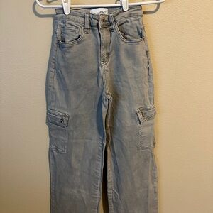 Venti6 Women's Gray Cargo Jeans